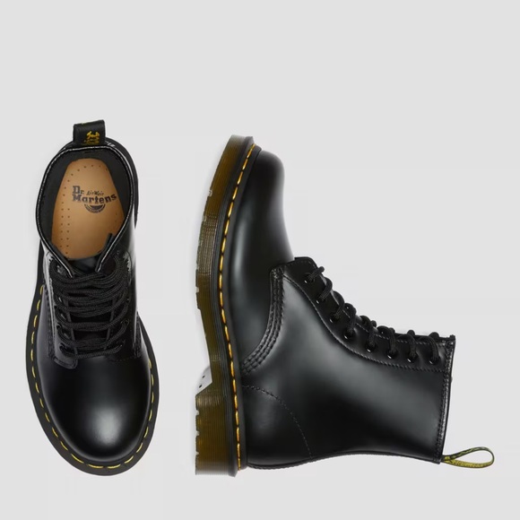 Dr. Martens 1460 women size 8 - Picture 5 of 10